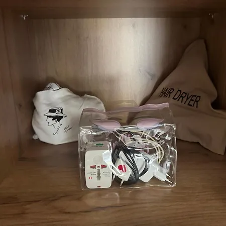 Moon Downtown 5 Minutes Walk Around Everything Important *